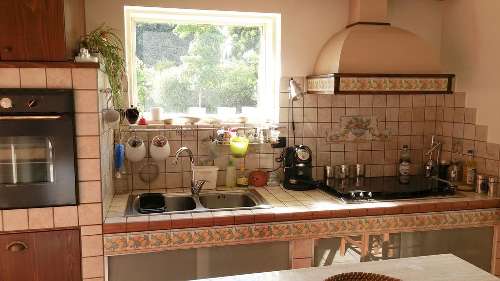 Casa Vacanze Prato Verde ซัฟเฟรานา เอตเนอา ภายนอก รูปภาพ