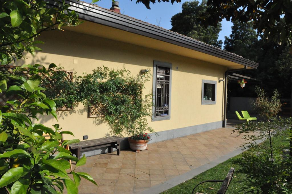 Casa Vacanze Prato Verde ซัฟเฟรานา เอตเนอา ภายนอก รูปภาพ