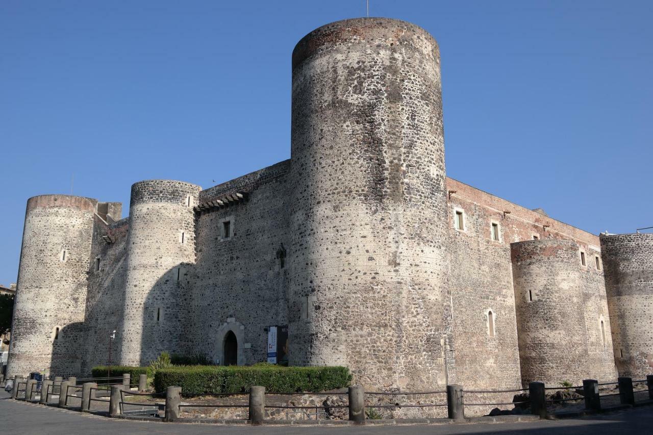 Casa Vacanze Prato Verde ซัฟเฟรานา เอตเนอา ภายนอก รูปภาพ