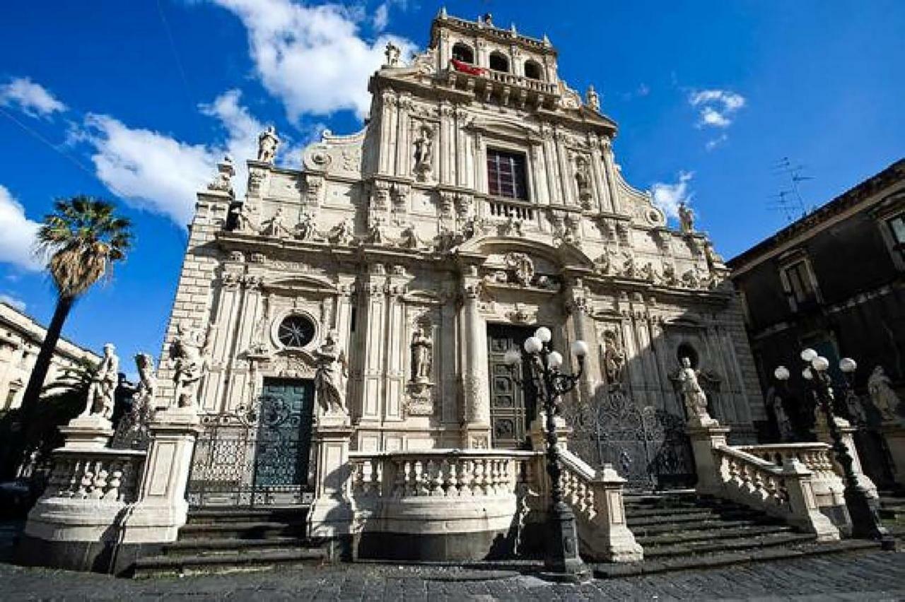Casa Vacanze Prato Verde ซัฟเฟรานา เอตเนอา ภายนอก รูปภาพ