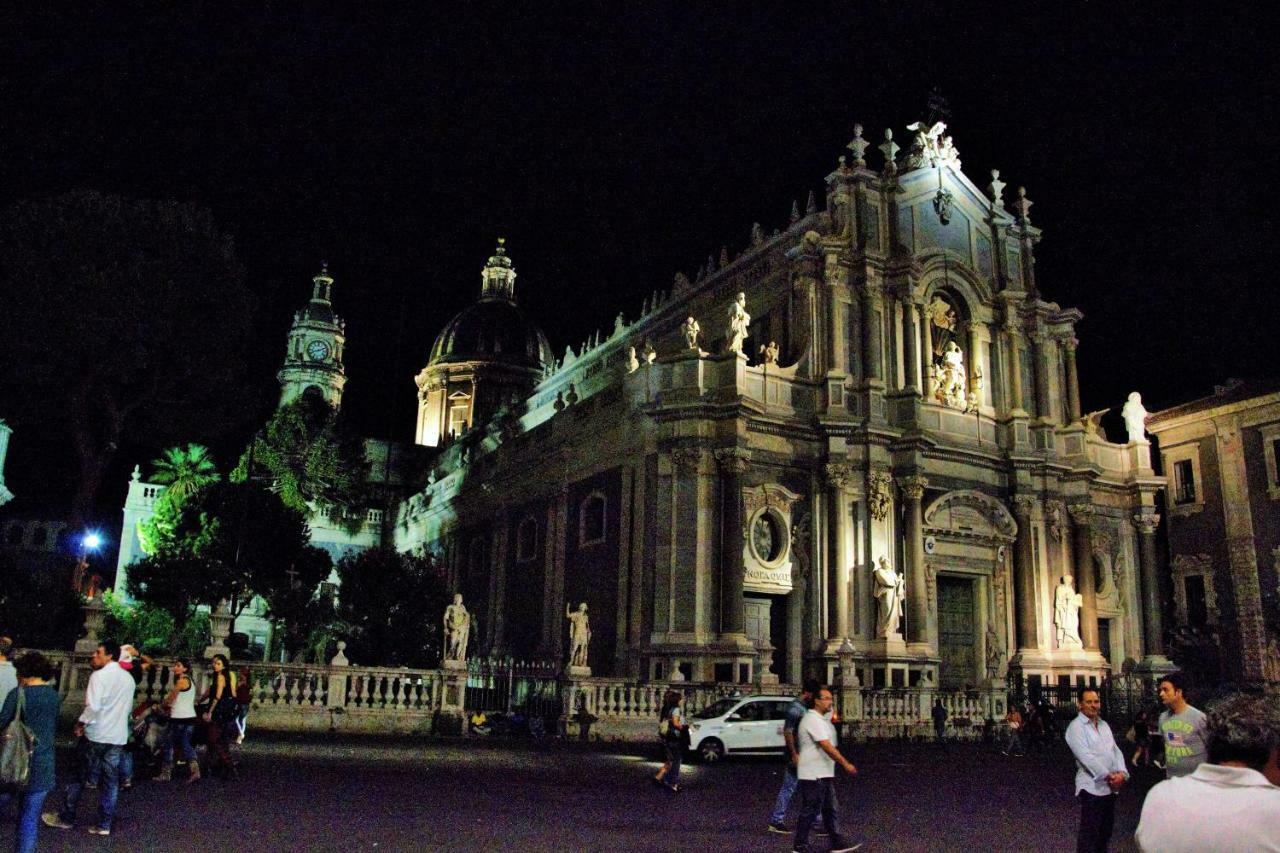 Casa Vacanze Prato Verde ซัฟเฟรานา เอตเนอา ภายนอก รูปภาพ