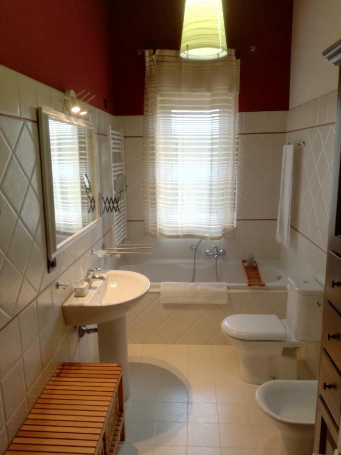 Casa Vacanze Prato Verde ซัฟเฟรานา เอตเนอา ภายนอก รูปภาพ
